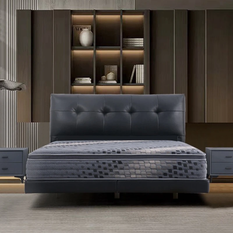 Letto minimalista italiano in pelle di vacchetta con sommità intera, letto matrimoniale moderno e minimalista con borsa morbida