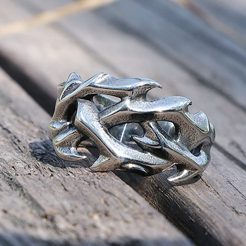 Vintage Hollow Out Design Crown of Thorns Ring 316L Stainless Steel Biker Rings for Men Women Couple Fashion Party Jewelry Gift