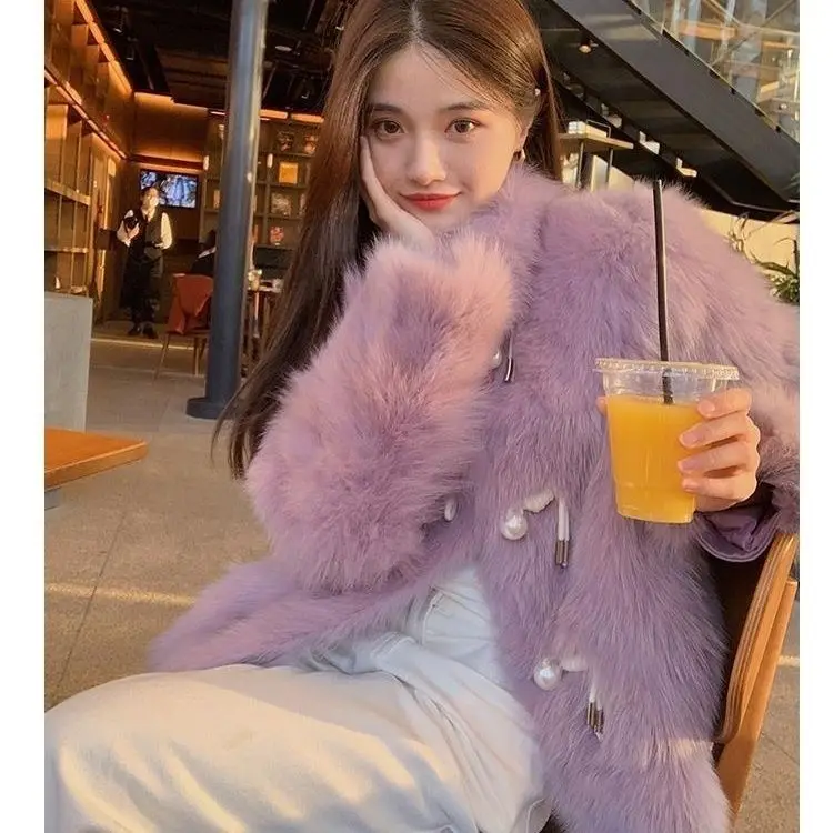 Abrigo de piel para mujer, chaqueta nueva de invierno 2025, cuello levantado con botones de perlas y abrigo de algodón