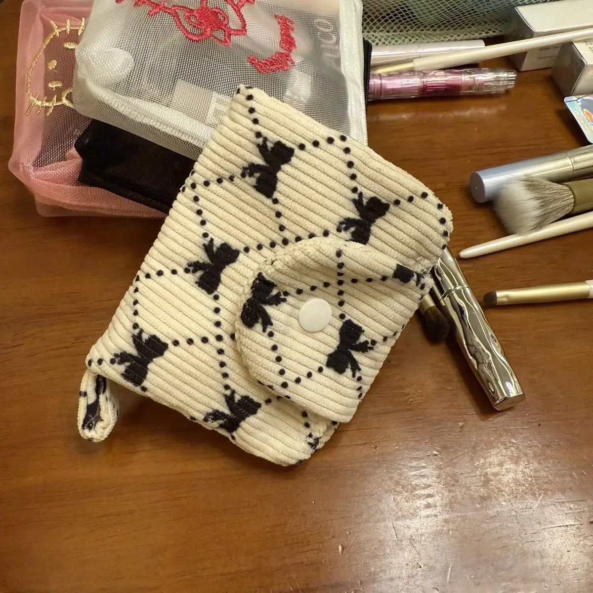 

1 Piece INS Casual Corduroy Bow Coin Card Purse for Student Girl Portable Kpop Photocard ID Bank Card Wallet Korean Fashion Bag