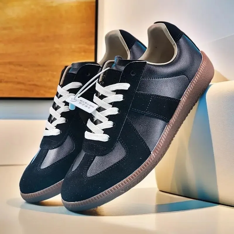 

Men Casual Shoes 2026 New Design Fashion Sneakers for Students Breathable Mesh Sports Shoes for Boys Girls Trainers