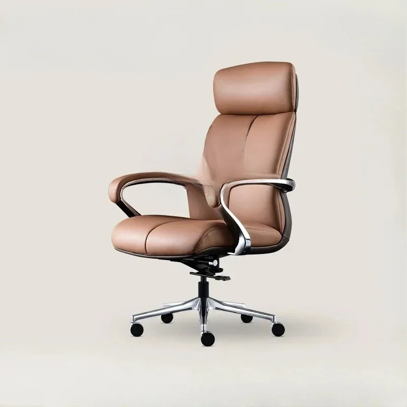 A  Italian light luxury leather boss chair office, comfortable computer chair, cowhide class, president swivel chair
