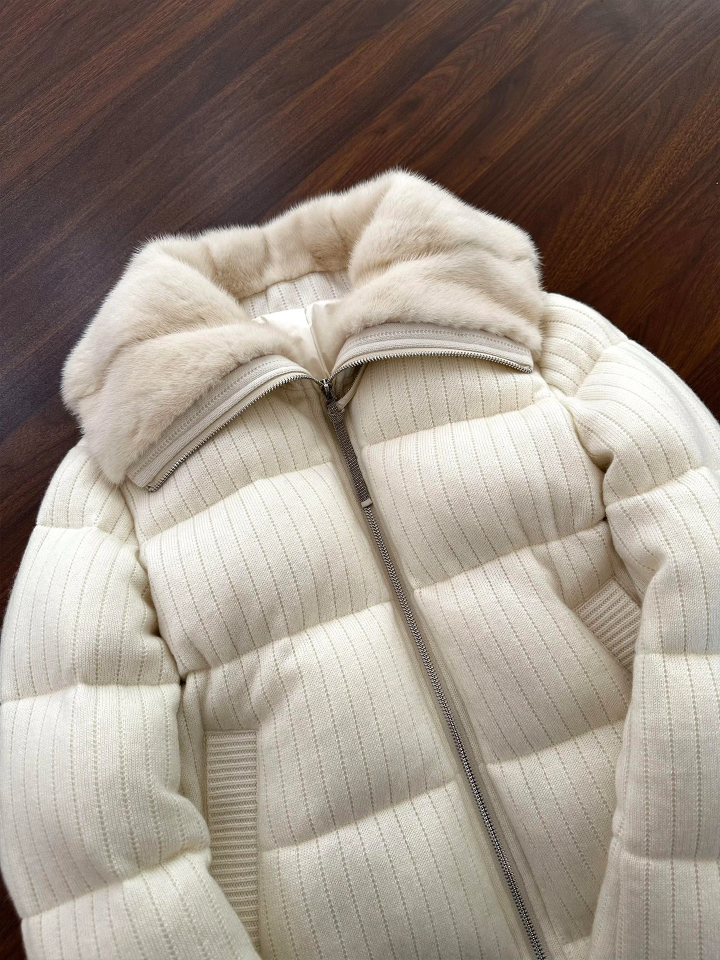 Moda inverno curto high-end cashmere malha para baixo jaqueta novo engrossar cor sólida zíper lapela topo diário deslocamento duplo pocke