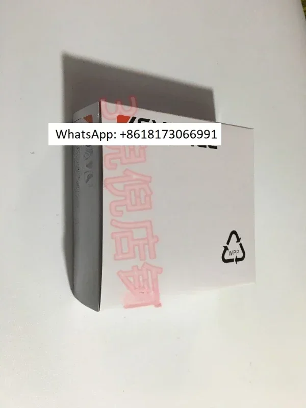 Разделительный тип ES-32DC рядом с оптоэлектроникой PS-25/PS-26/ES-12AC.