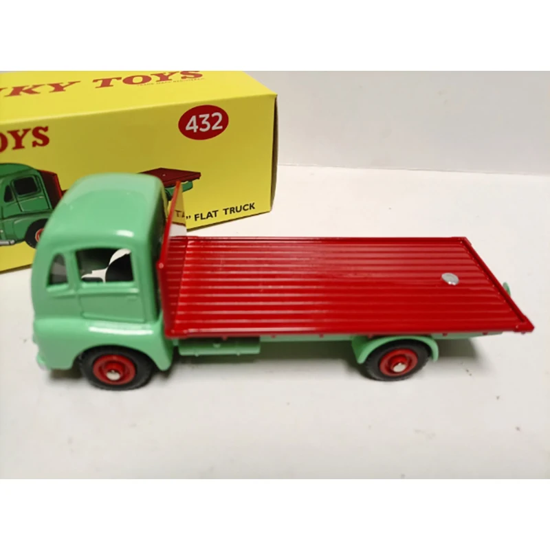 Dinky 1:43 Scale Guy Warrior Flat Truck Alloy Model Car Adult Souvenir Classic Static Display Collection Toy Gift