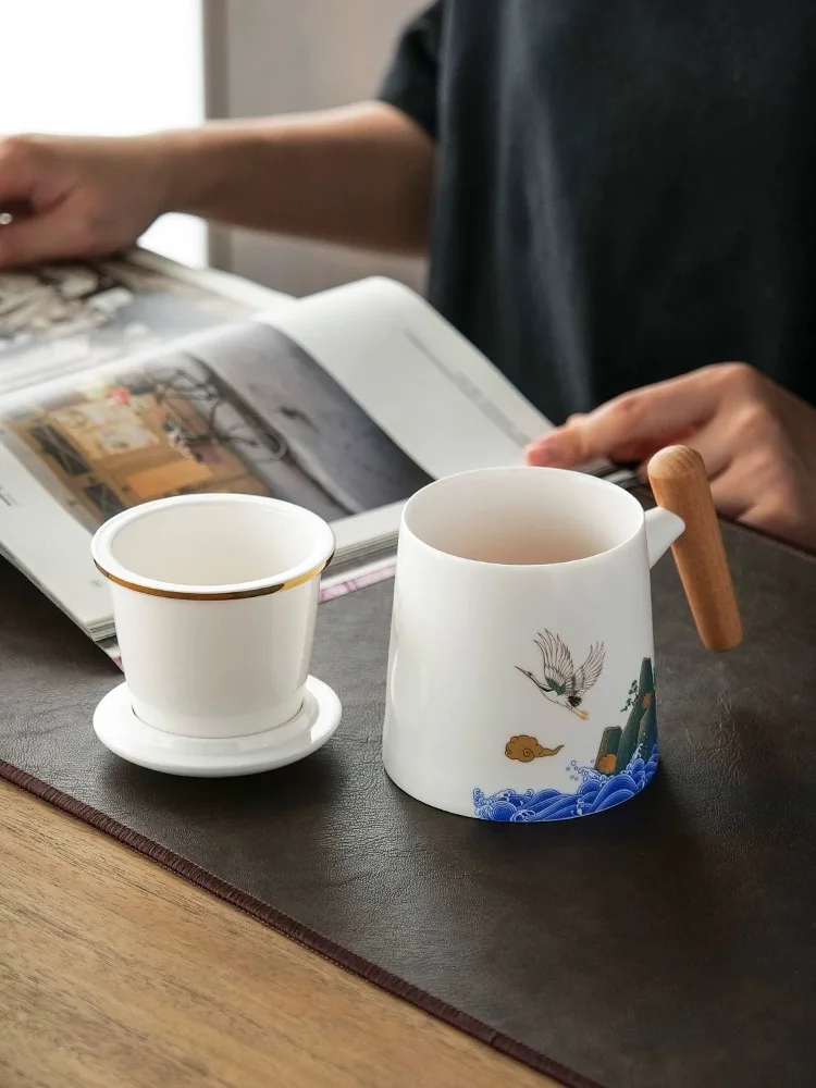 Creative Ceramic Cover with Handle, Tea Water Separating Mug, Home Furnishings, Office Cartoon, Tiger, Wild Crane Cup, 1Pc