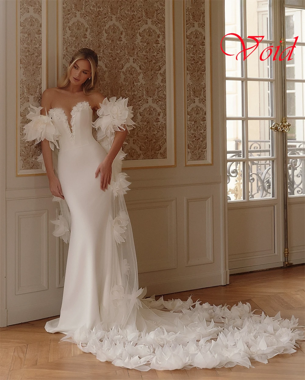 

Customized Luxury White Jersey Bridal Gowns Elegant Strapless Off the Shoulder Wedding Dress Chapel Train Backless Mermaid Dress