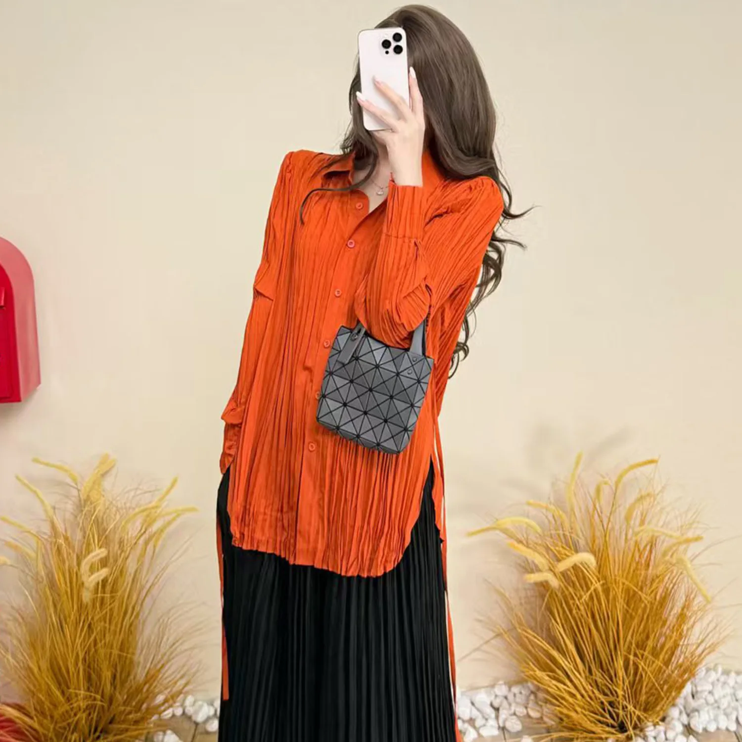 Miyake Fold 2025 Spring and Autumn Commuting Shirt Women's Versatile Loose Coat Casual Solid Color Lightweight Fashion Shirt