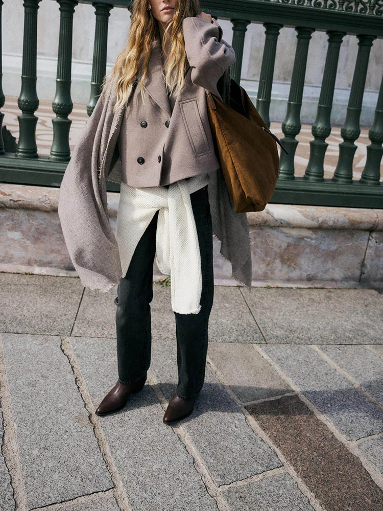 패셔너블한 더블 브레스티드 롱 슬리브 칼라 코트 신상 여성 겨울 아우터웨어 젊고 세련된 스타일