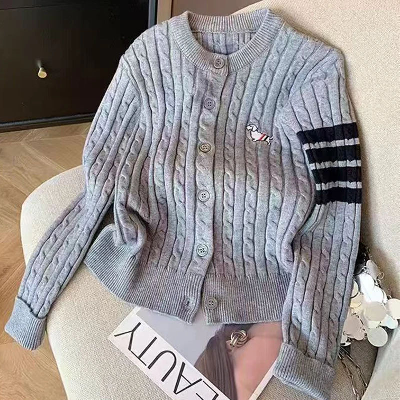 분사 High Quality Korean Golf Sweater Women Coats 2024 Autumn New Preppy College Knit Embroidery Sports Top Casual Women Clothing