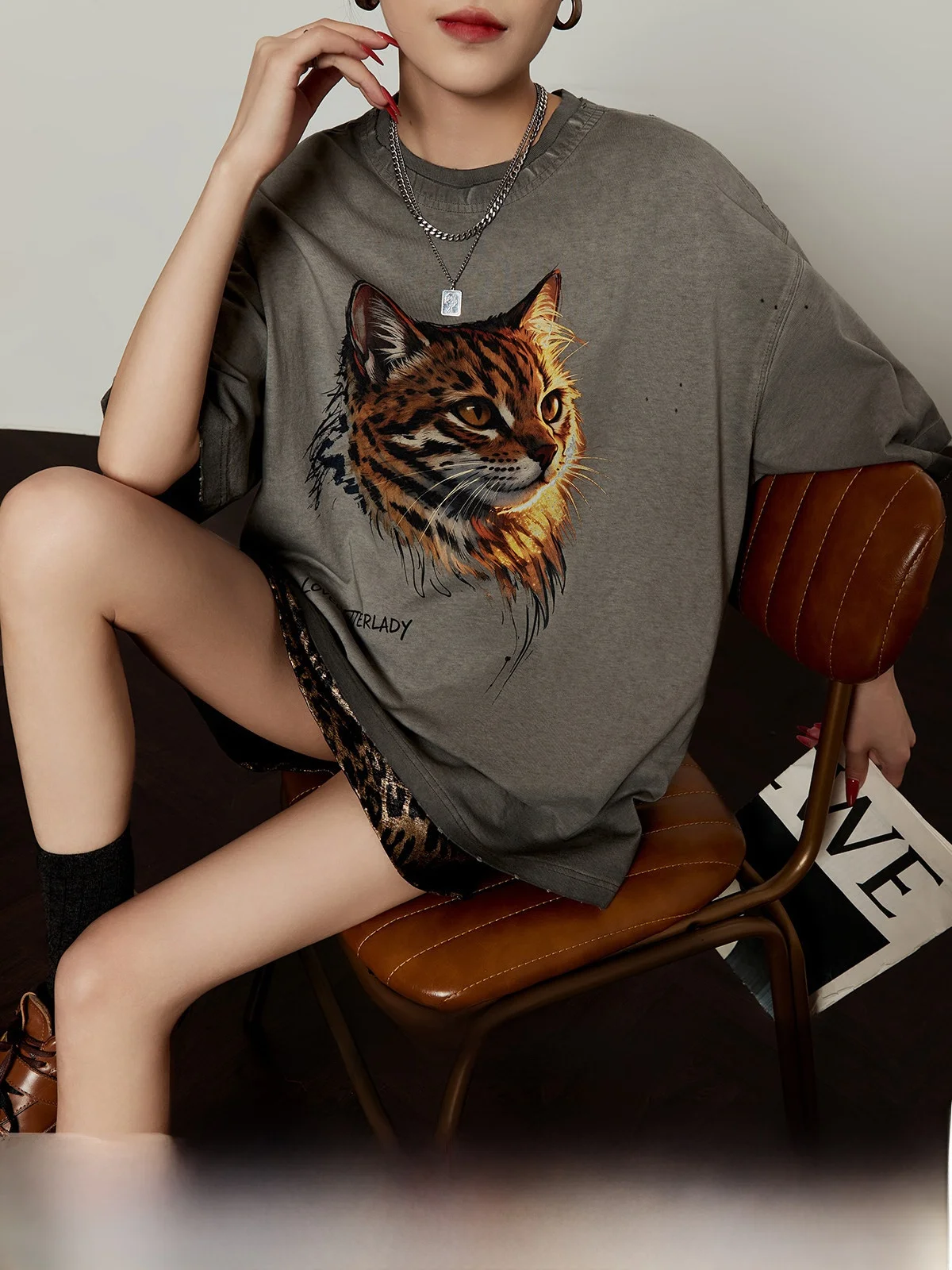 

Retro Grey Leopard Print T-Shirt Women's Loose Fit Summer New Style Short Sleeve Slimming Top Vintage Style round Neck Tee