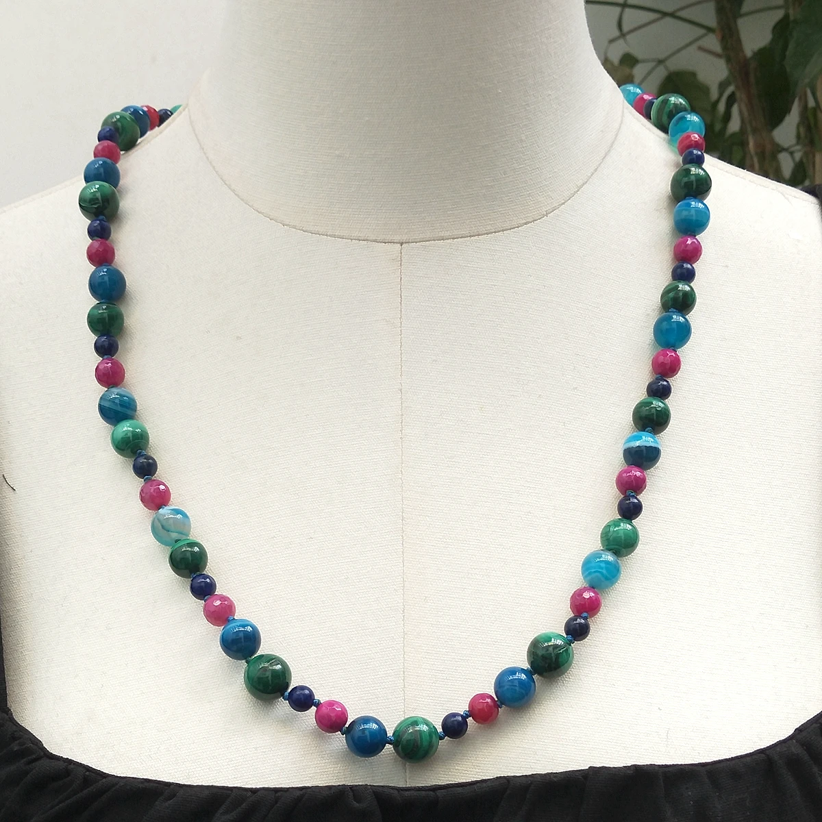 

Lii Ji Real Stone Mutil Color Simple necklace 72cm Lapis lazuli Malachite Agate Necklace Women Jewelry Stock Sale