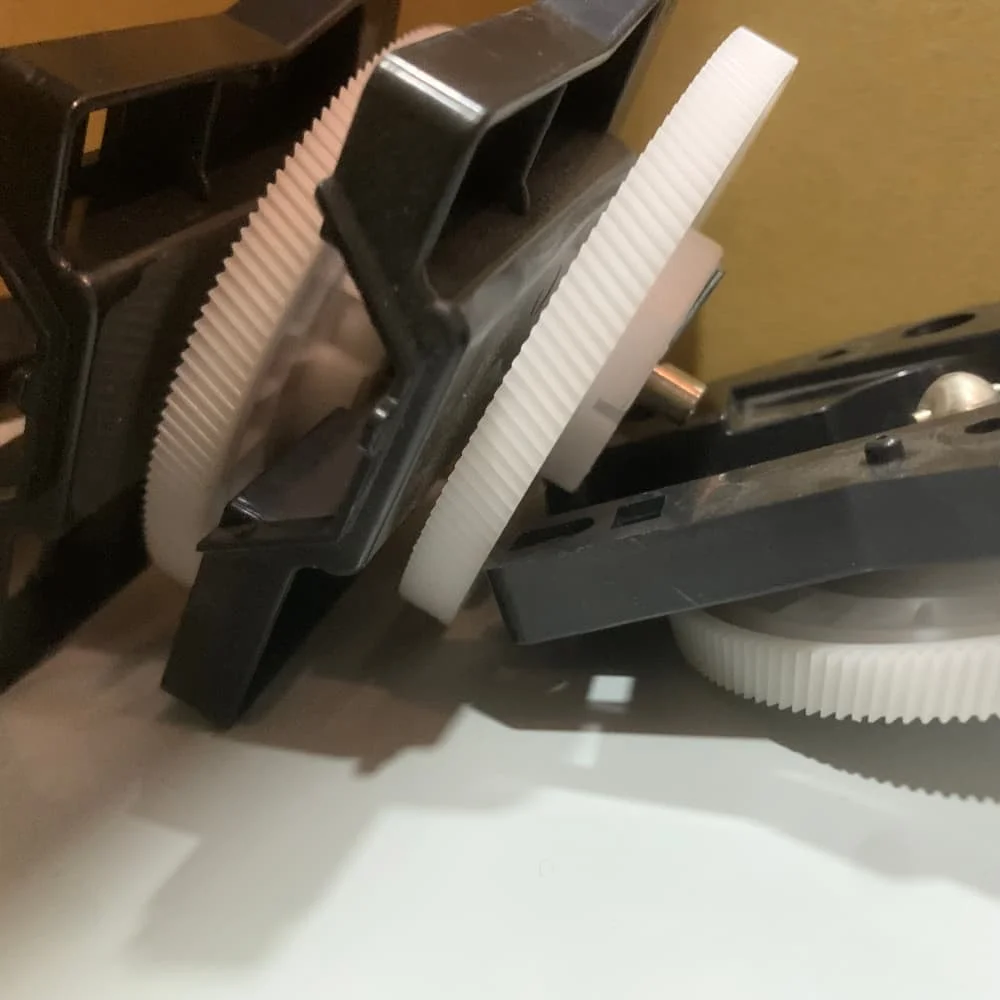 

1X RC3-2497-000 RC3-2497 Опорная рама привода картриджа в сборе для HP LaserJet Pro 400 M401 M425 M475 M451