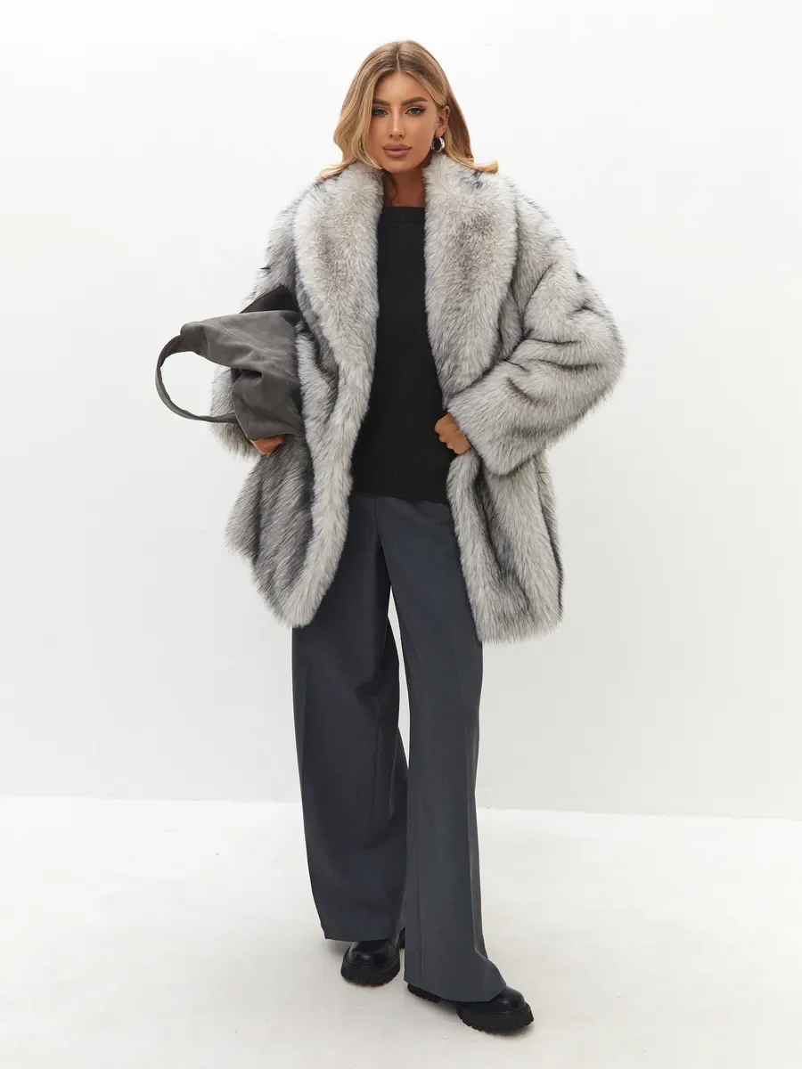 LIMO Women Short Faux Fur Coat Wide Notch Lapel Open Front Oversized Loose Long Sleeve Plush Outerwear