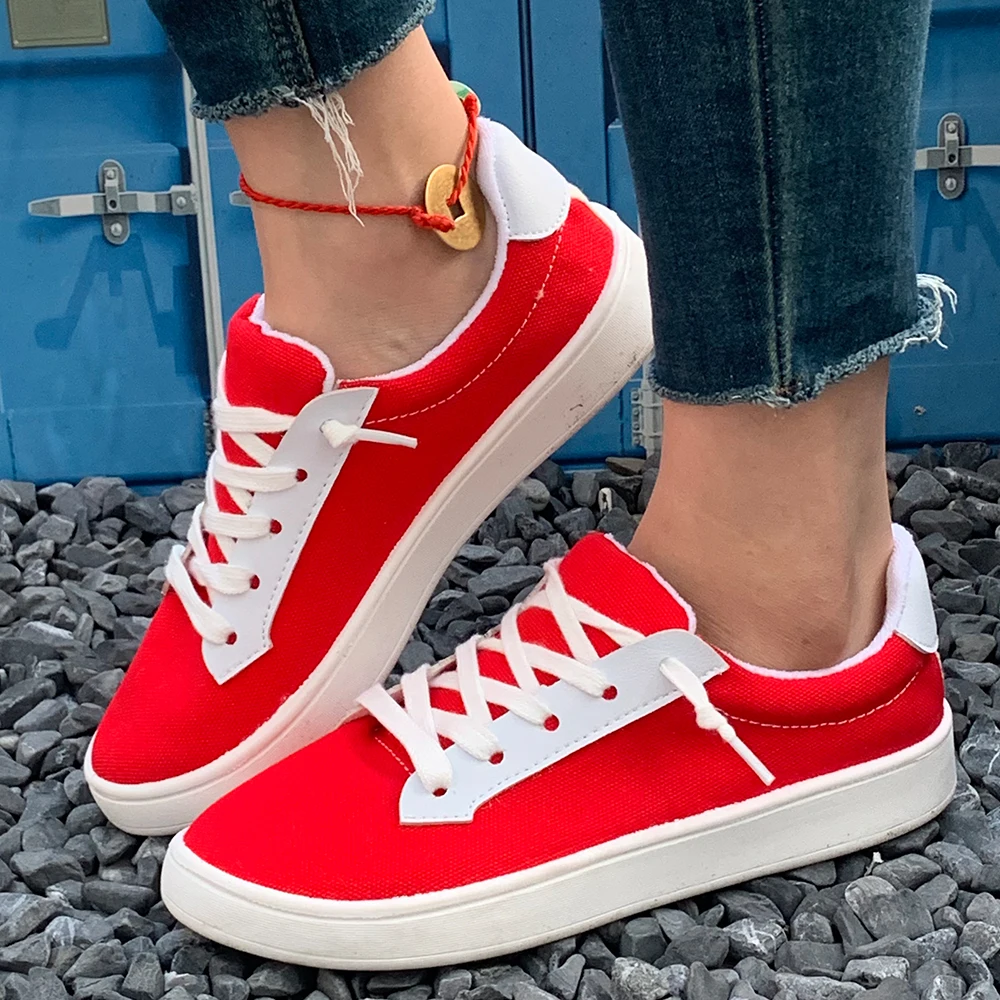 A Pair of Women's Casual Style Sneakers, Walking Shoes, Student Running Shoes, New Spring 2026 Models in Red, Black, Coffee Color, Rose Red, Orange, Pink, Flat Shoes, Comfortable Soft Sole, Round Toe, Slip-On, Couple's Valentine's Day Travel Season Fashion Gift Women's Shoes view 3