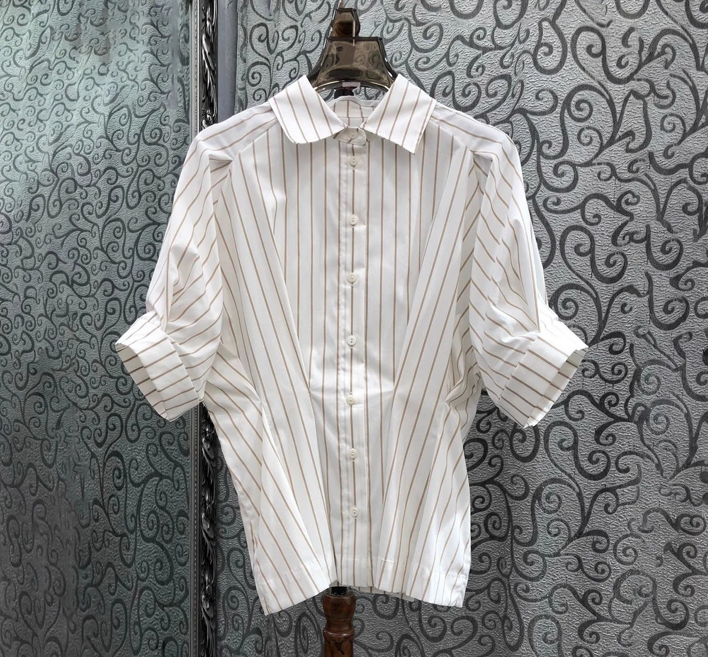 

High Quality New Women's Shirt 2025 Autumn Lady Sequined Embroidery Single Button Long Sleeve Casual Loose White Shirt Female