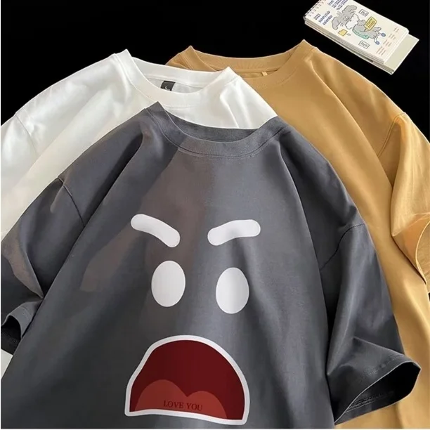 

[Plus Size 8XL] Korean Loose Fitting Fashionable Trendy Worry Expression Print T-shirt Soft Casual Men Versatile Couple Outfit