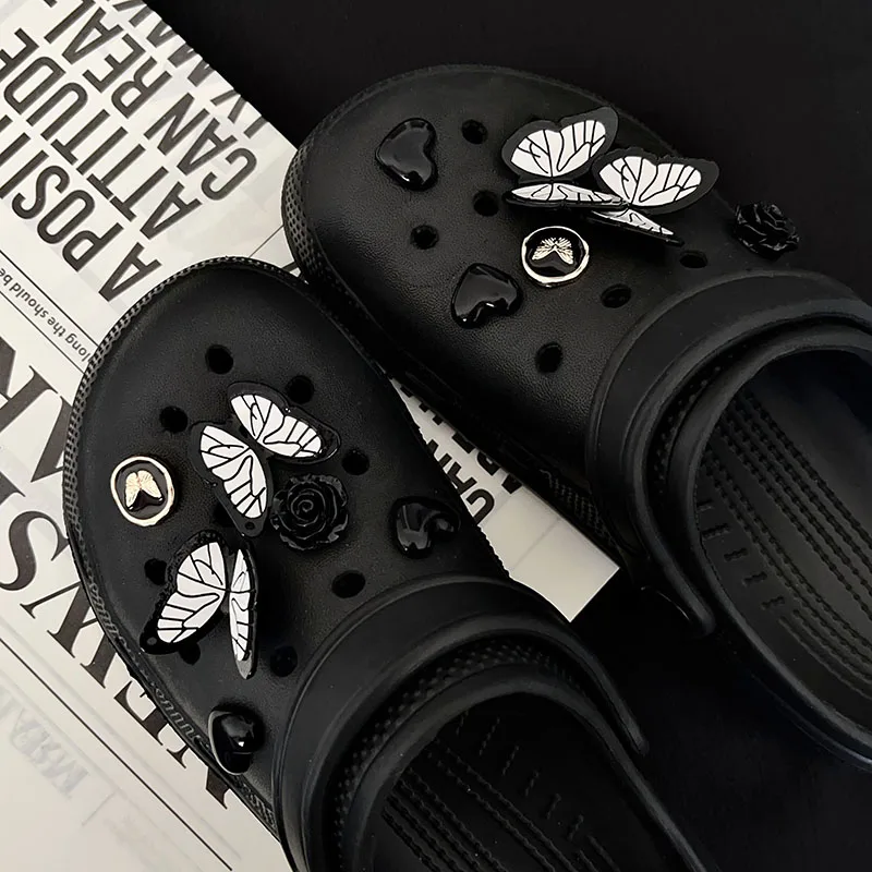 

INS Fashion Butterfly Black Set Shoe Charms for Crocs Pearl Garden Sandals Decorations Clogs Pins Slipper Accessories Girl Gift