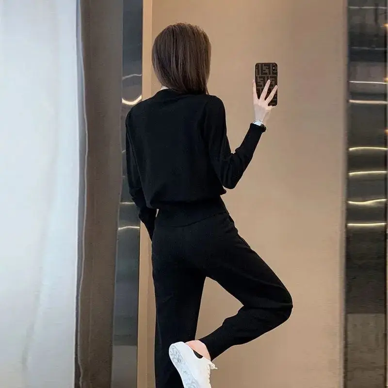 2023 Spring and Autumn Seasons Small Fragrance Fashion Age Reducing Set Women's Vintage Chic Sports Two Piece Set