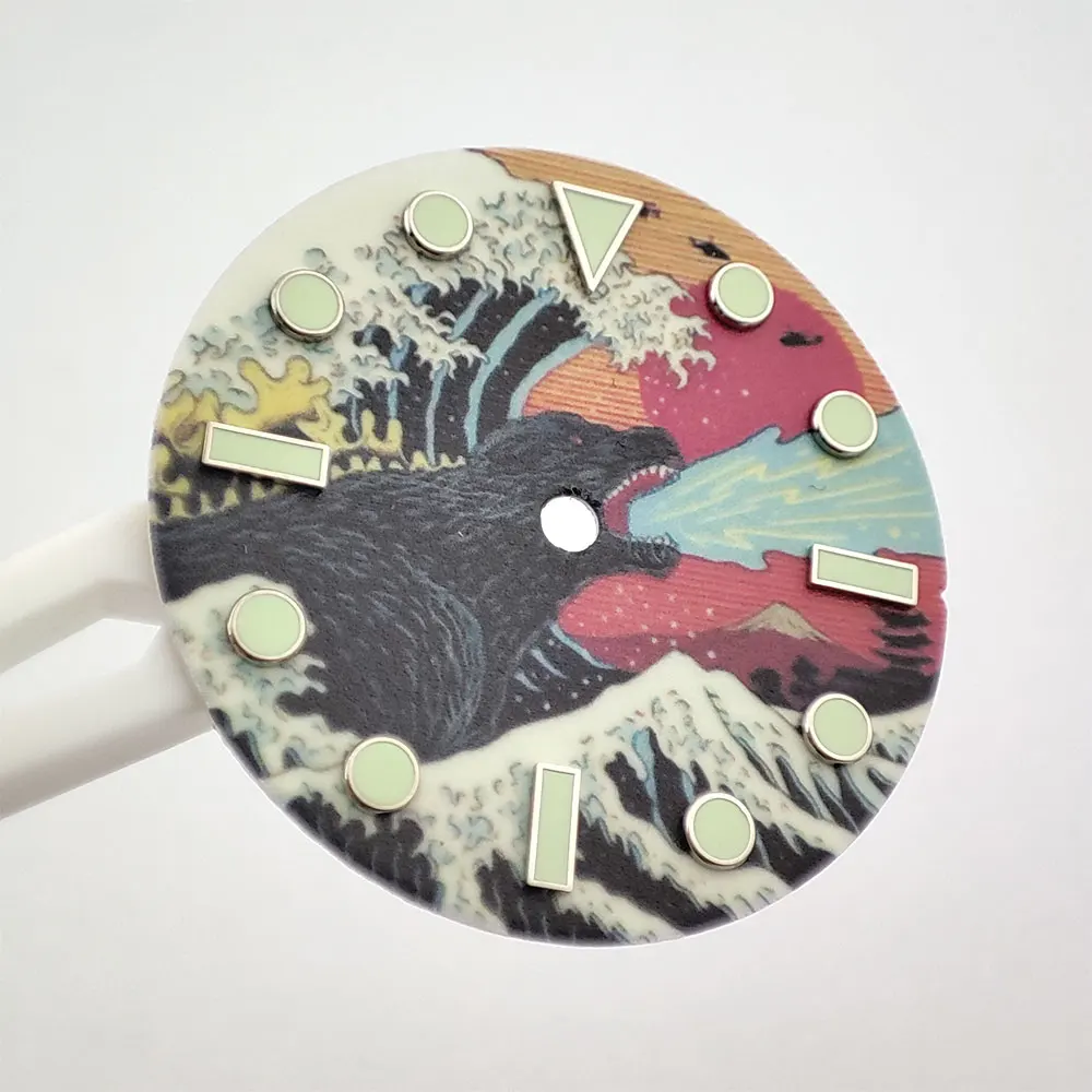 Quadrante personalizzato da 28,5 mm NH35 Il quadrante completamente luminoso Kanagawa è adatto per sostituire gli accessori dell'orologio con movimento NH35/36