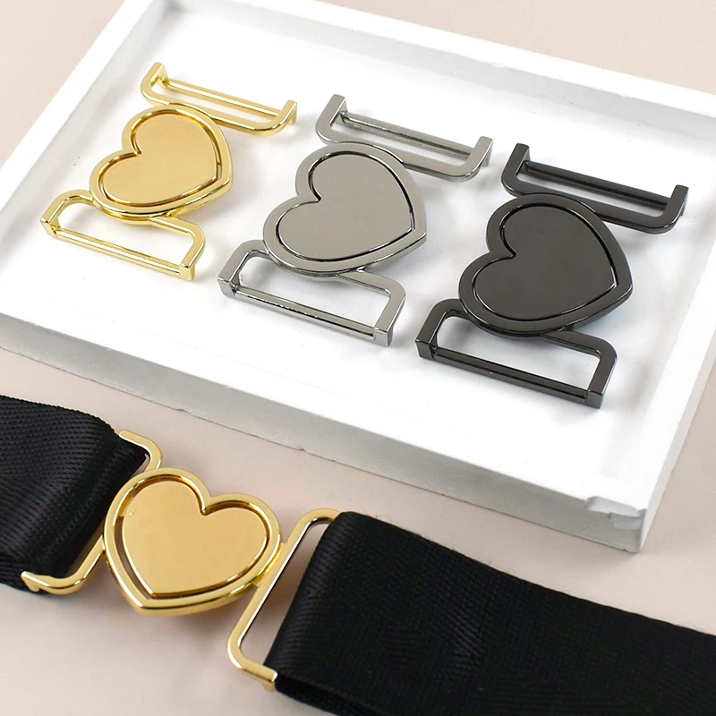 

1/2/3/4/5Pcs 30/40mm Heart Shaped Metal Buckles Coat Belt Decorative Button Girdle Toggle Trigger Pull Clasp DIY Sewing Supplies