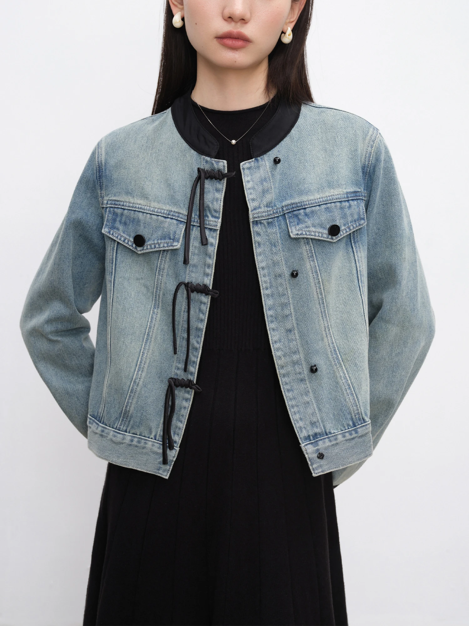 

ZIQIAO New Chinese Style Denim Jacket For Women 2024 Spring Autumn New Design Jacket Casual All-match Coat 24ZQ93122