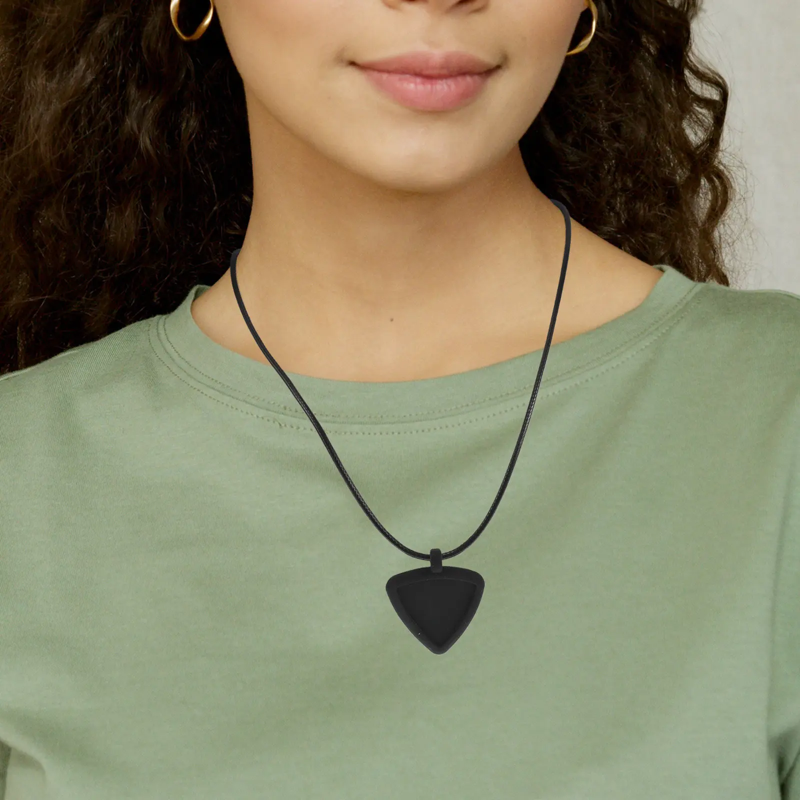 Silicone Guitar Pick Holder Necklace Large Triangle Pendant Guitarist Pick Storage Multi-Functional Guitar Accessories