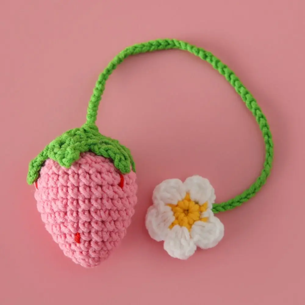 Simulated Strawberry 3D Strawberry Bookmark Book Paginator Weaved Fruit Pendant Bookmarks Book Page Marker