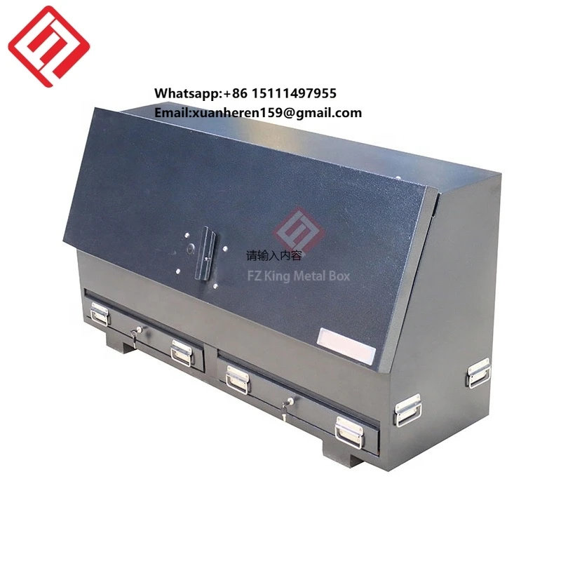 

Пикап KMB Custom 4x4 с алюминиевым кунгом-фургоном для инструментов и дизайнерской платформой для грузов