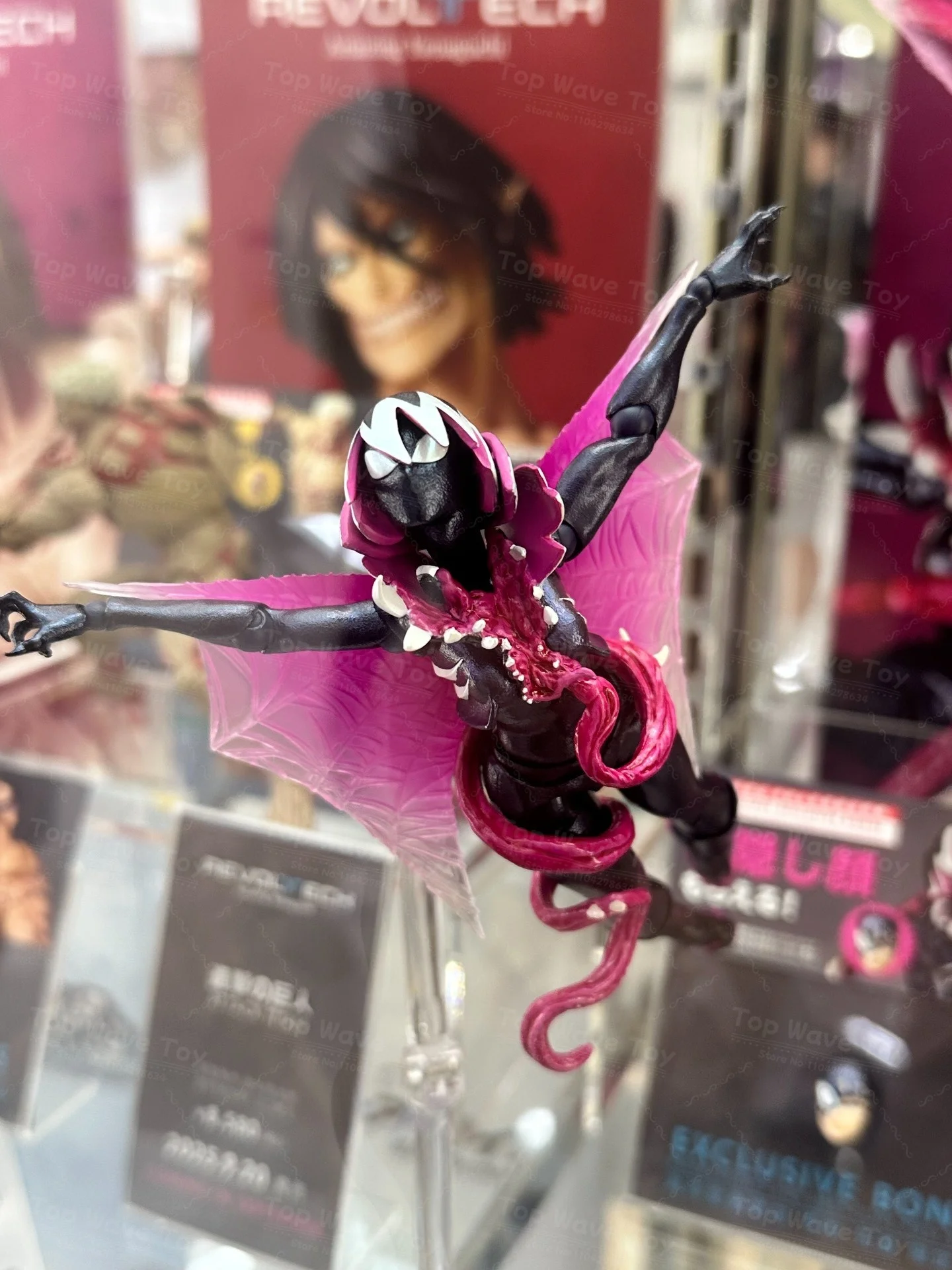 جديد 2025 متوفر في المخزون الأصلي Kaiyodo Venom Gwen Revoltech مذهلة YAMAGUCHI Spider Gwen Comics مجموعة شخصيات الحركة الأنيمي #4