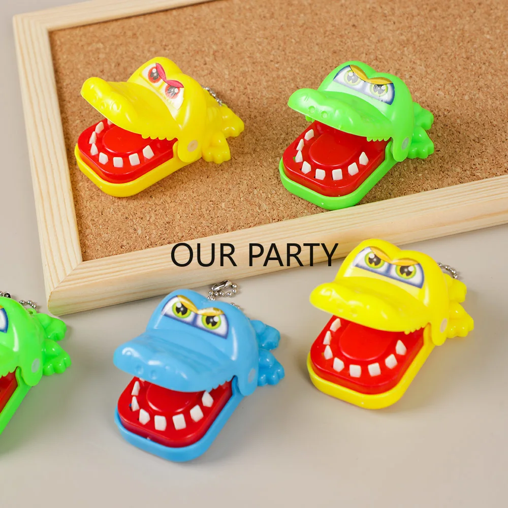 5Pcs Funny Mini Crocodile Mouth Bite Finger Game Keychain Toy for Kids Birthday Party Favors Pinata Fillers Kindergarten Rewards