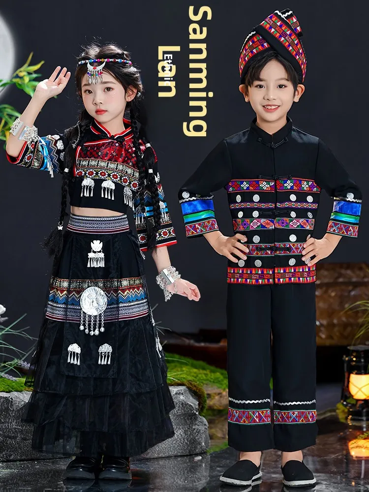 

New Ethnic Minori Clothing for Children Girls Boy Miao Ethnic up Tee March Tee Guangxi Zhuang Ethnic up Costume