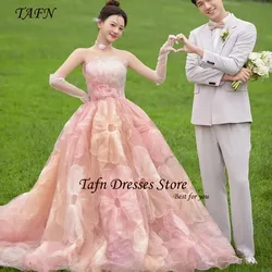 TAFN 2025 Colored Wedding Dresses Korea Photo Shoot Strapless A-line Sweep Train Bridal Gown Floral Sleeveless 한국 웨딩드레스