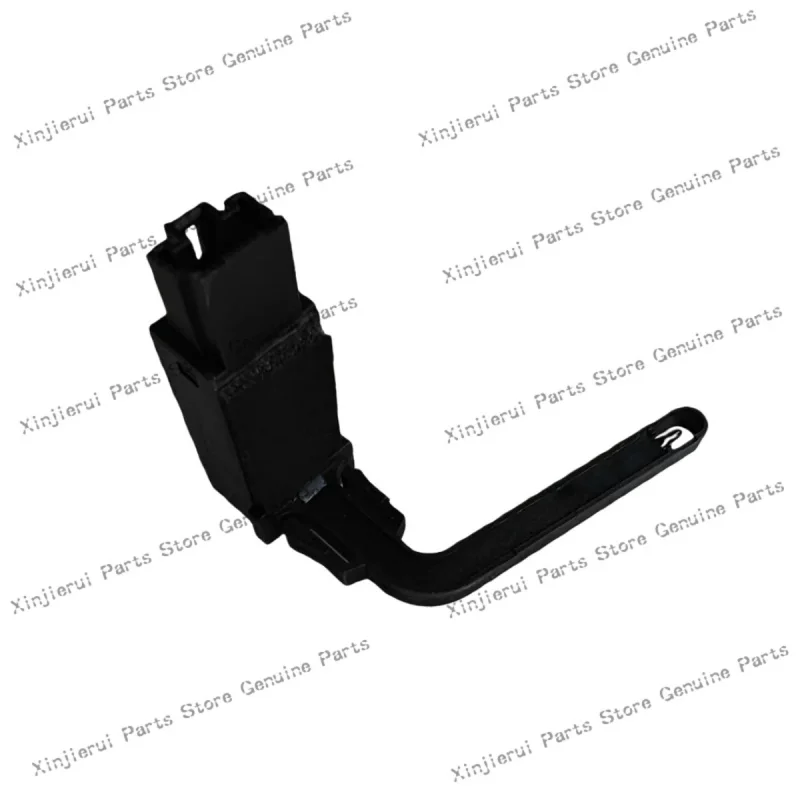 8112140-C0101 conditioning temperature sensor; Dongfeng Tianlong Tianjin Temperature Control Switch Sensor 8112140-C0101