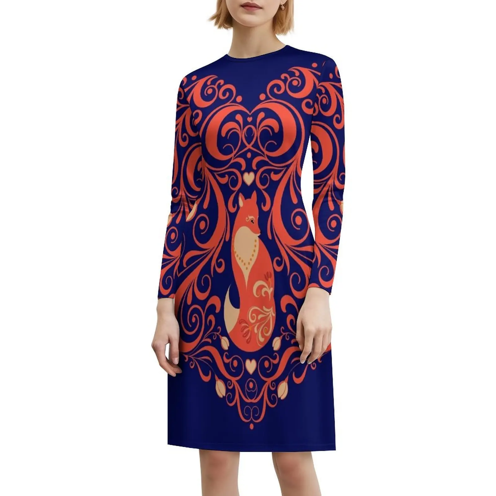 قلب مخرم من زخارف زهرة مع ثعلب. فستان بوهيمي عتيق بأكمام منتفخة أو خيارات بلا أكمام لفستان النساء