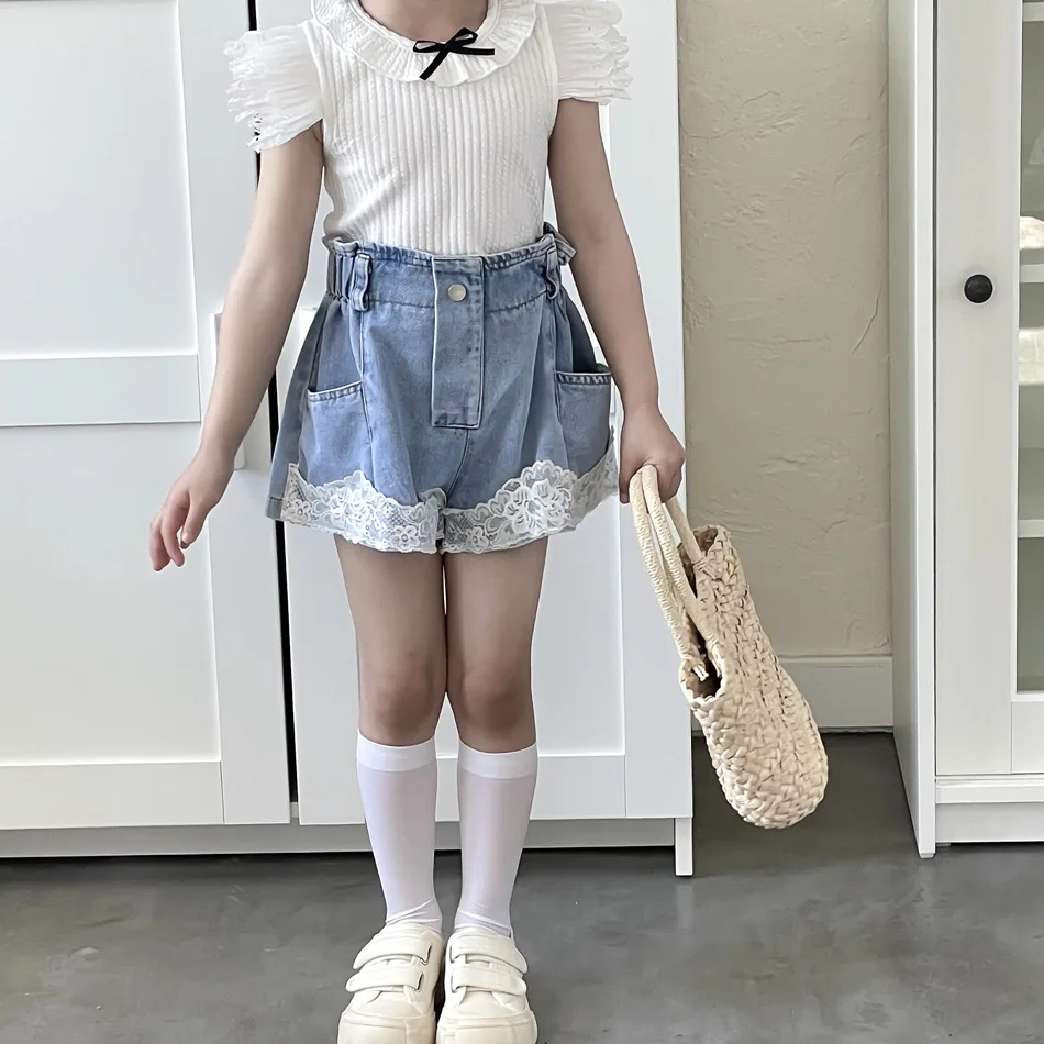 

Girls Trousers 2024 New Summer Korean Denim Shorts Kid Sweet Lace Lace Hot Pants Baby Girls Korean Simple Style Bottoms