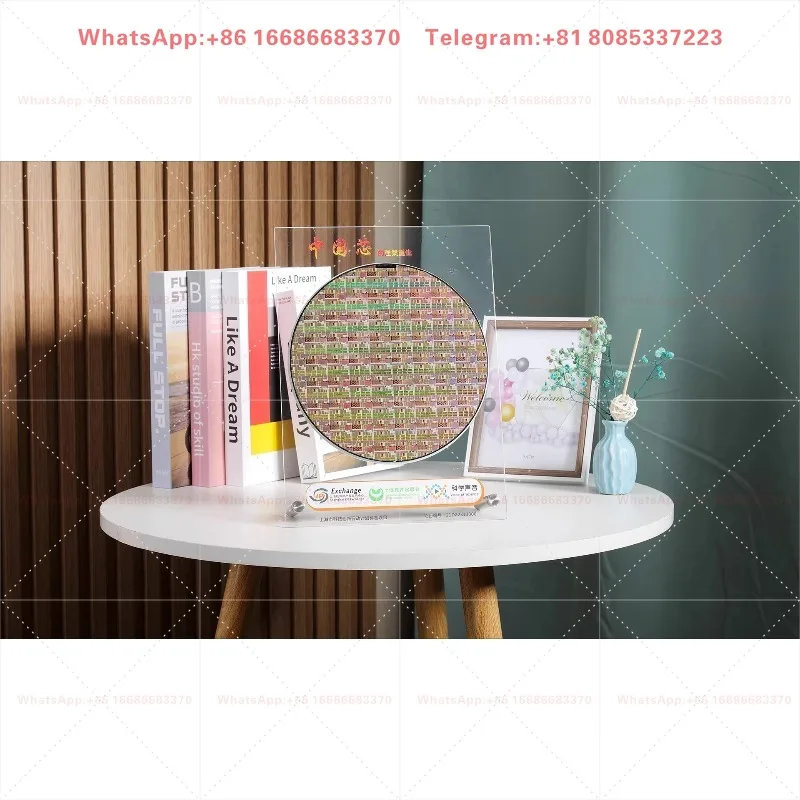 8-inch Photolithography Wafer Integrated Circuit Semiconductor Chip China Science Education Exhibition