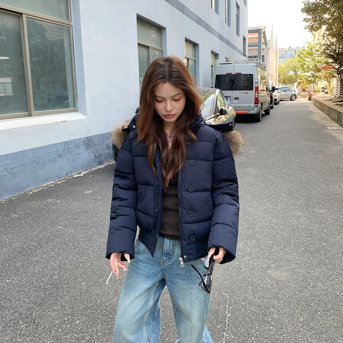 レディースウィンタージャケット、オーバーサイズ、大きなファー襟、取り外し可能なフード、ジッパー開閉、カラー