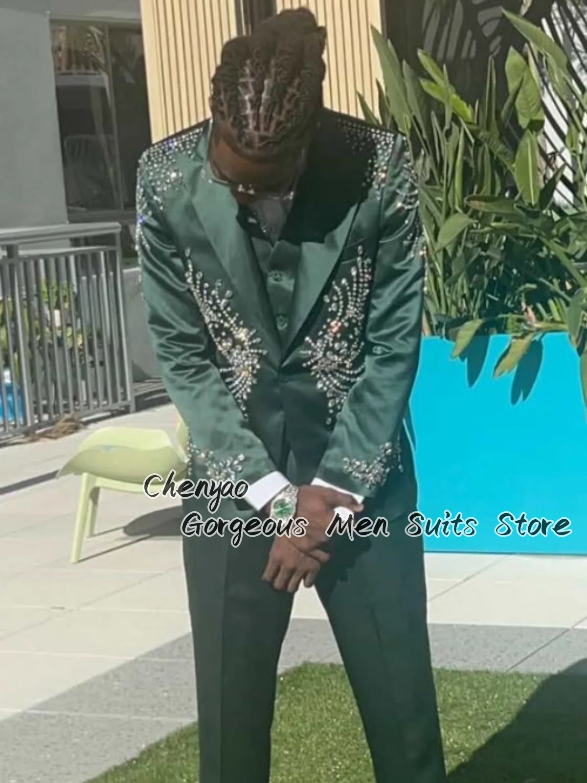 Eleganckie garnitury męskie z  – Mens Fashion Trajes recenzja i cena