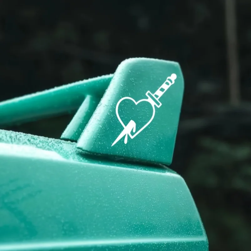 

2D плоская наклейка на мотоциклетный шлем, 1 шт., креативный эмоциональный дизайн, водонепроницаемая ПВХ-наклейка для автомобилей и декора кузова