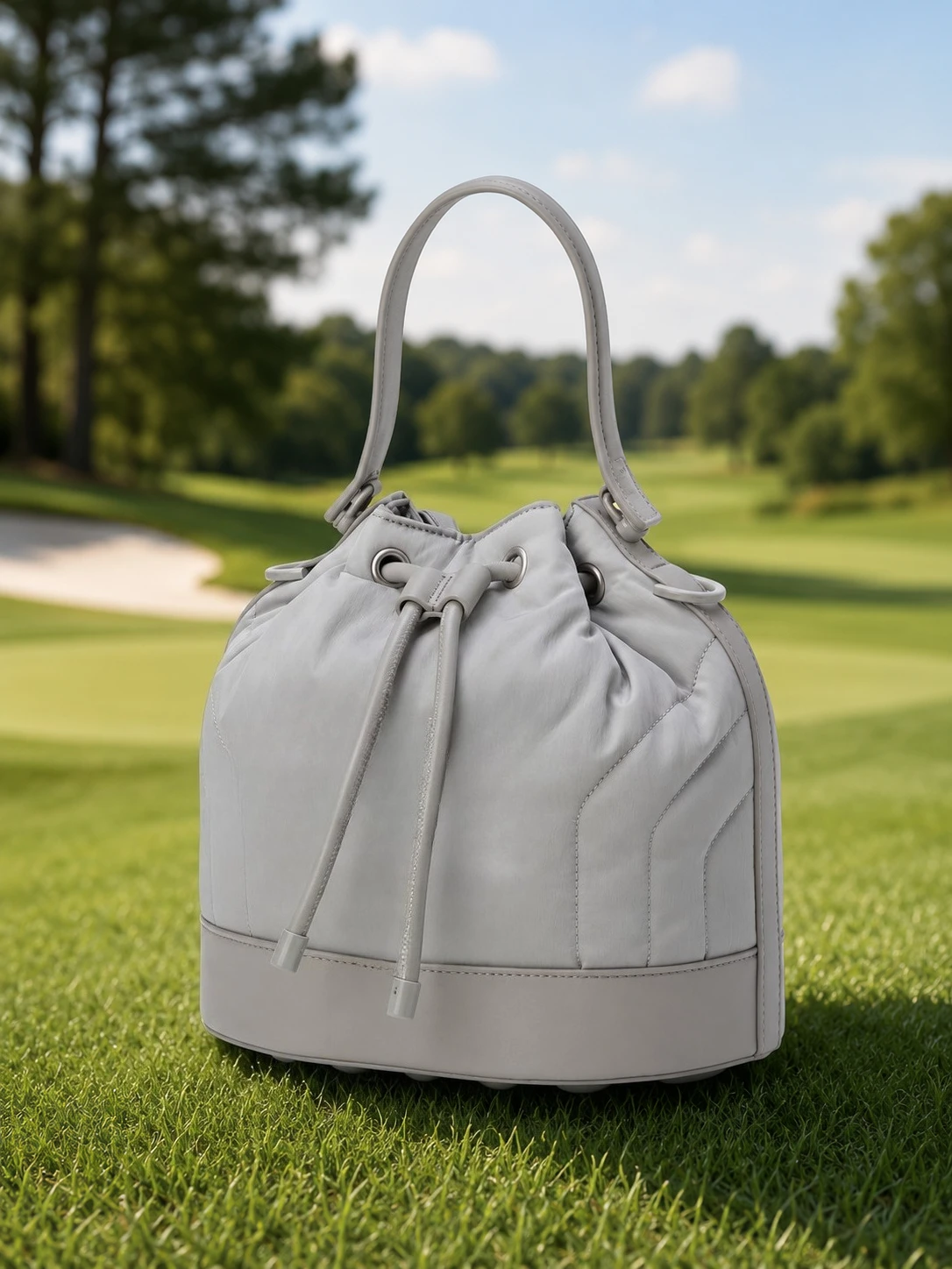2026 Women's Golf Clothing Bucket Bag Vintage Style Mini Shoulder Bag Handbag Crossbody Bag Premium Outdoor Sports Leisure Bag