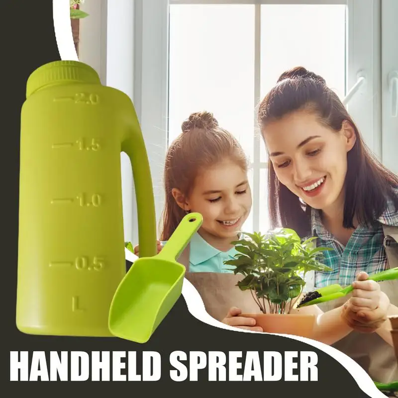 Hand Spreader 2L Rock Salt Spreader Includes Scoop Ice Melt Shaker Dispenser Adjustable Opening Sizes For Fertilizer & Earth