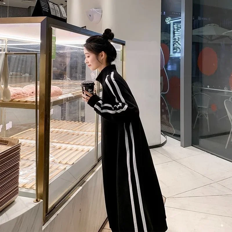 فستان كوري كاجوال بأكمام طويلة مقاس كبير وسحاب مناسب بطول الركبة من ألياف البوليستر فستان نسائي عصري