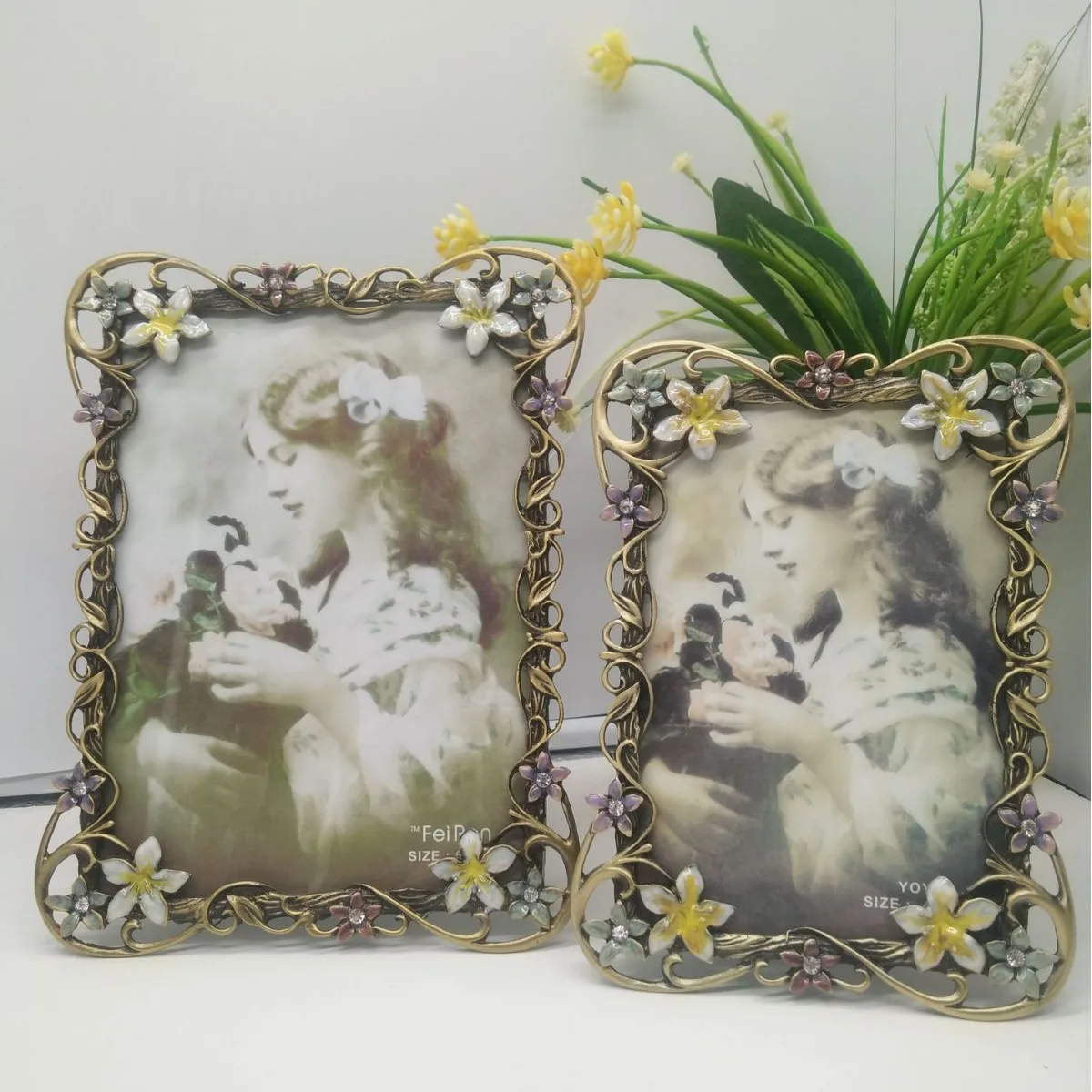 European Vintage Metal Picture Frame Pendulum Zinc Alloy 6 