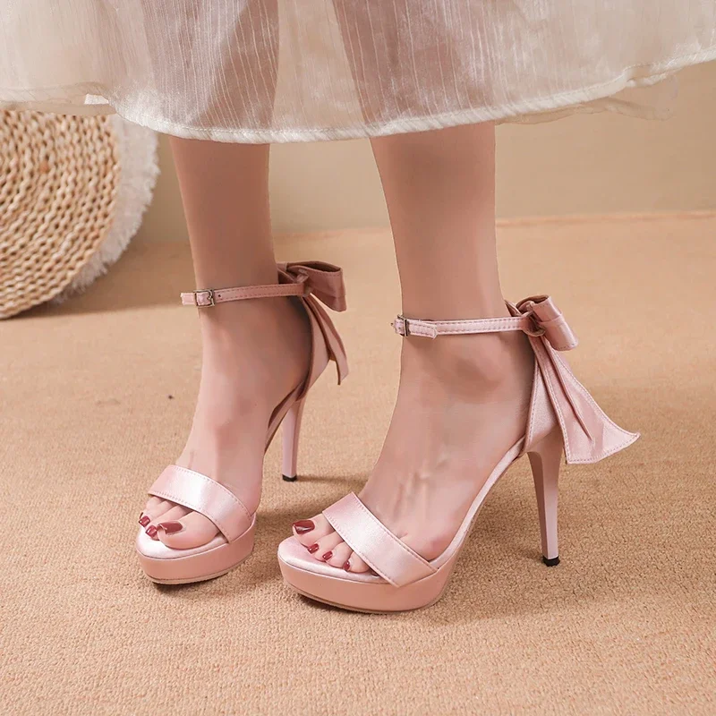 

Сандалии на шпильке на платформе, женские летние новые туфли с круглым носком и открытым носком, с бантом, нескользящие износостойкие туфли на высоком каблуке