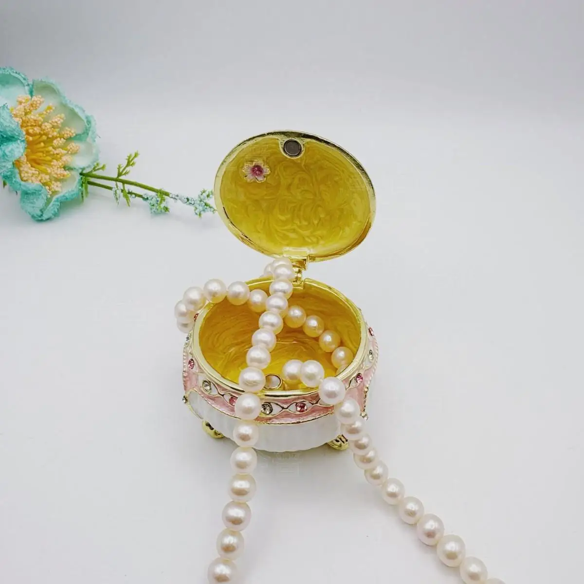 Enamel-colored Alloy Cherry Blossom Jewelry Box Dust-proof Flip-top Earrings,Rings Accessories Storage Box Decorative Tabletop