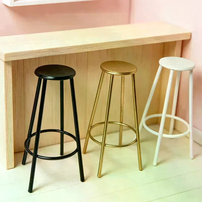 /Cna/Dollhouse Kitchen Cafe Furniture Decoration 1:12 Scale Miniature Bar Stool Metal Round Chair Model 1Pcs
