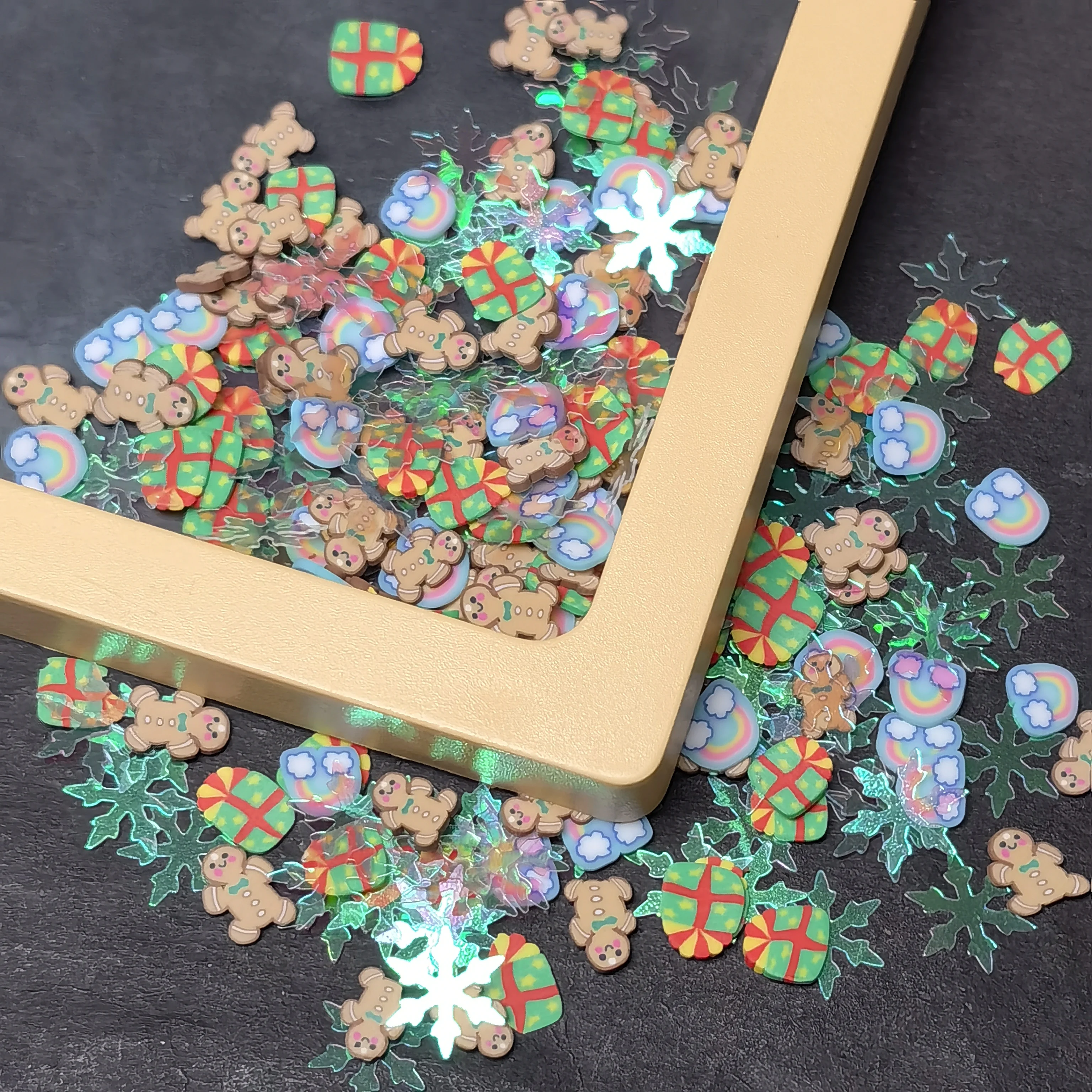 Christmas Gingerbread Man Gift Box Slices Polymer Hot Clay Sprinkles For Shaker Art Decoration DIY Crystal Slime Filling Accesso