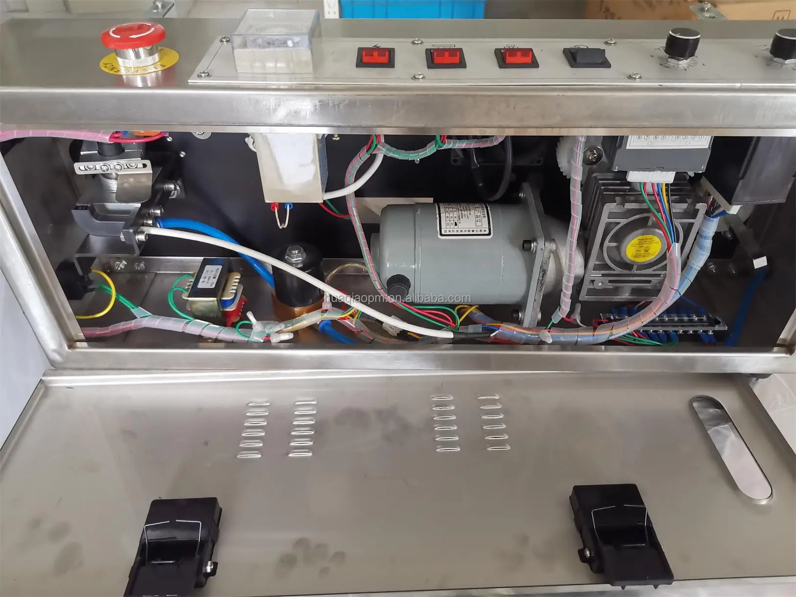 FRQM-980CD Sealer Continuous Band Sealer Nitrogen Flushing Filling Sealing Machine for Food