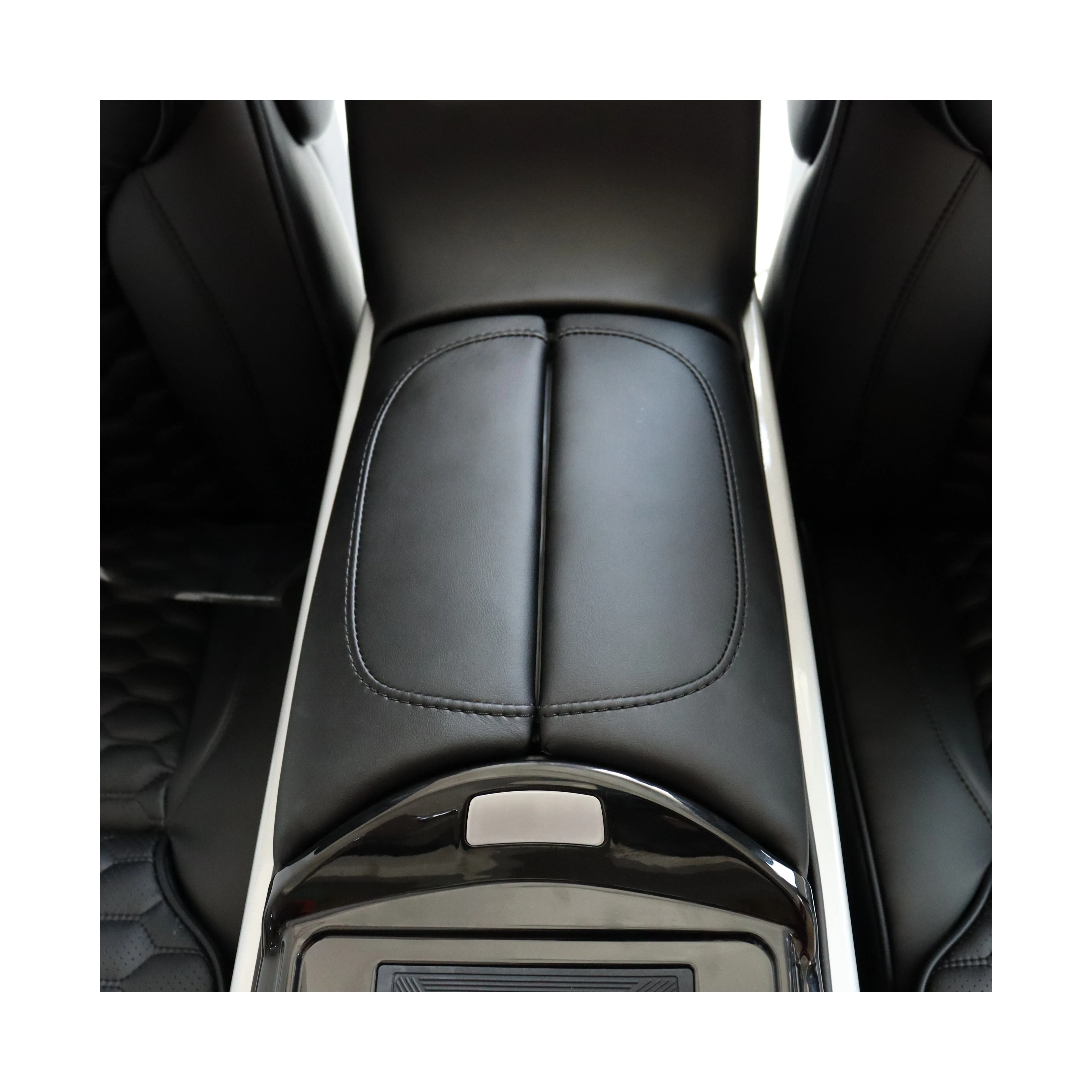 Elegant Car Seat Car Accessories Armrest For Auto Seat With Fold Table For Land Cruiser